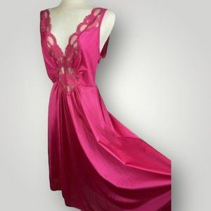 VTG L XL NIGHTGOWN OLGA ESQUE NYLON LACE PINK FULL 106” SWEEP GOWN Adonna sexy